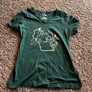 Bucks v-neck graphic tee